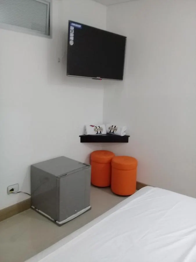 Hotel Eleven Confort Medellín 3*,