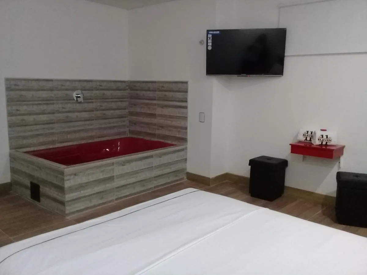 Hotel Eleven Confort Medellín 3*,  Colombia
